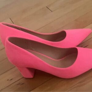 Heel The World Women's High Chunky Block Closed Toe Heels,Slip On Pointed Toe